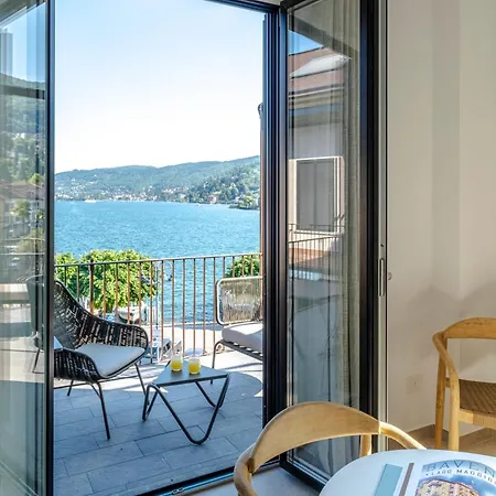 In Piazza Sul Apartment Baveno