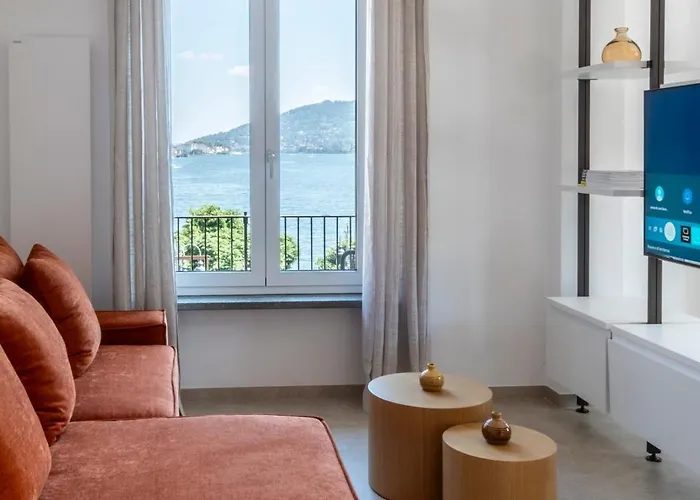 In Piazza Sul Lejlighed Baveno